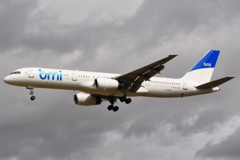 G-STRY - 757-2Q8 - bmi British Midland - LHR - 28-08-2009