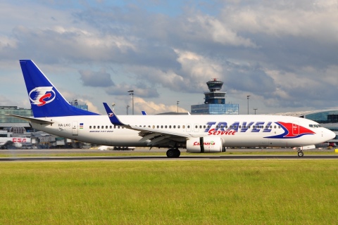 HA-LKC - 737-8K5(WL) - Travel Service Hungary - PRG - 09-06-2009