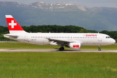HB-IJH - A320-214 - Swiss - GVA - 12-05-2009