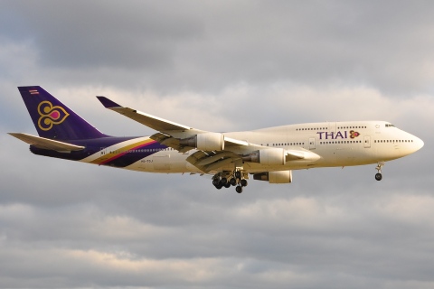 HS-TGJ - 747-4D7 - Thai Airways International - LHR - 27-08-2009