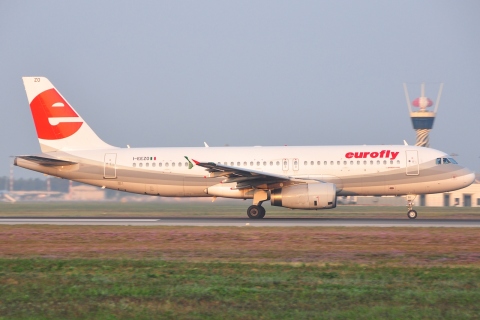 I-EEZO - A320-232 - Eurofly - MXP - 23-09-2009