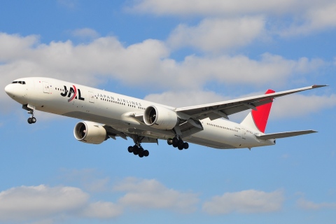 JA733J - 777-346(ER) - Japan Airlines - LHR - 27-08-2009