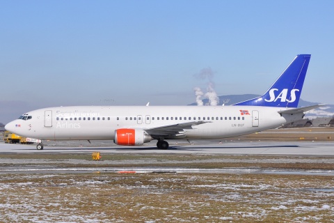 LN-BUF - 737-405 - SAS Norge - SZG - 28-02-2009