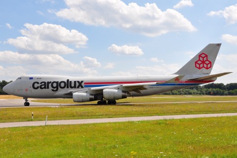 LX-UCV - 747-4R7F - Cargolux Airlines International - LUX - 16-07-2009