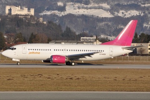 LY-AQV - 737-35B - JetTime - SZG - 28-02-2009d