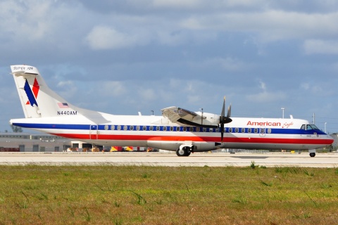 N440AM - ATR 72-212 - American Eagle - MIA - 16-05-2009