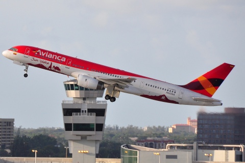 N522NA - 757-236 - Avianca - MIA - 16-05-2009