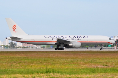 N605DL - 757-232 - Capital Cargo International Airlines - MIA - 15-05-2009