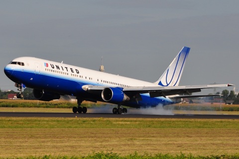 N643UA - 767-322(ER) - United Airlines - AMS - 18-08-2009