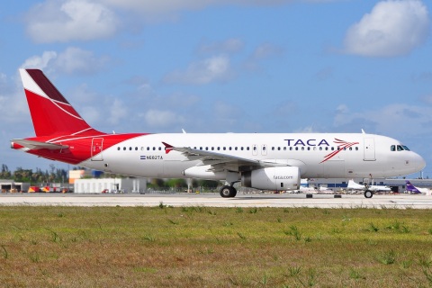 N682TA - A320-233 - TACA International Airlines - MIA - 16-05-2009