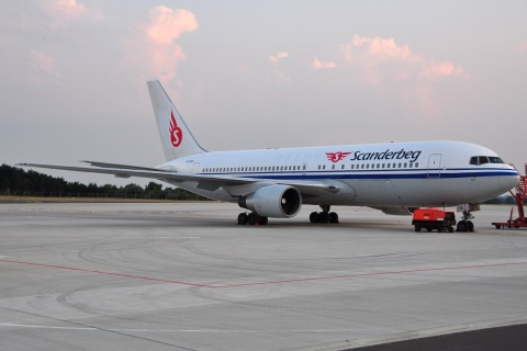 N712AX - 767-2J6(ER) - Scanderbeg Airlines - LGG - 01-07-2009