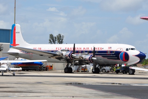 N836D - DC-7B- - Legendary Airliners - OPF - 16-05-2009
