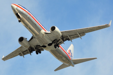 N949AN - 737-823(WL) - American Airlines - MIA - 20-05-2009