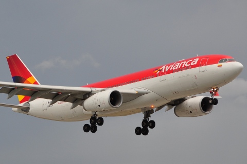 N967CG - A330-243 - Avianca - MIA - 18-05-2009