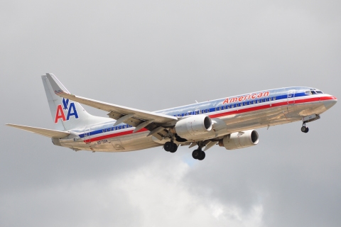 N973AN - 737-823(WL) - American Airlines - MIA - 16-05-2009