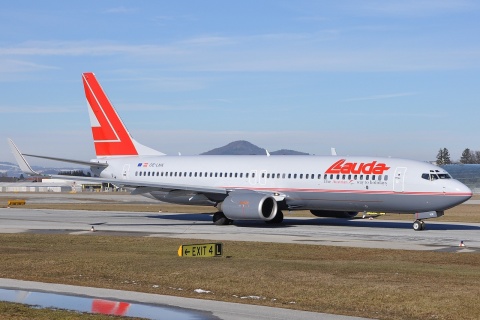 OE-LNK - 737-8Z9(WL) - Lauda Air - SZG - 28-02-2009