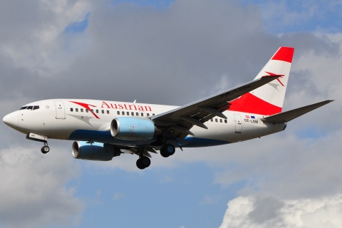OE-LNM - 737-6Z9 - Austrian Airlines - LHR - 28-08-2009