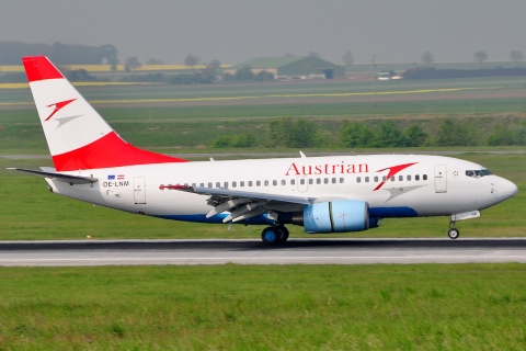 OE-LNM - 737-6Z9 - Austrian Airlines - VIE - 24-04-2009