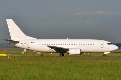 OM-ASE - 737-306 - Air Slovakia - PRG - 09-06-2009