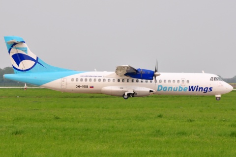 OM-VRB - ATR 72-202 - Danube Wings - BTS - 23-04-2009