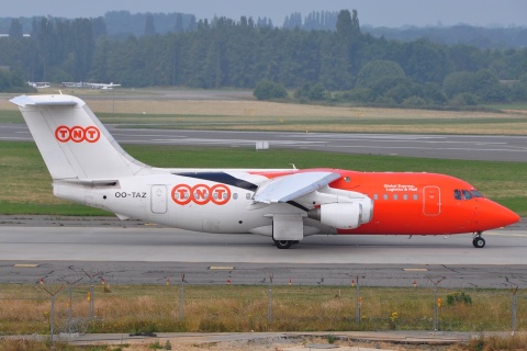 OO-TAZ - BAe 146-200QC - TNT Airways - LGG - 27-06-2009