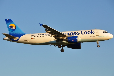 OO-TCH - A320-214 - Thomas Cook Airlines Belgium - BRU - 04-08-2009