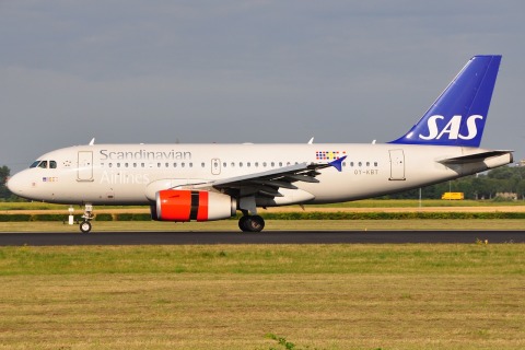 OY-KBT - A319-131 - SAS Scandinavian Airlines - AMS - 18-08-2009