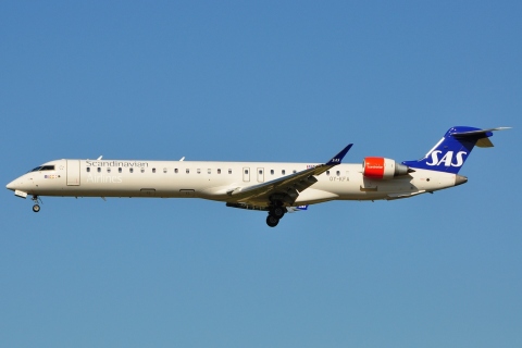 OY-KFA - CRJ-900ER - SAS Scandinavian Airlines - BRU - 23-08-2009