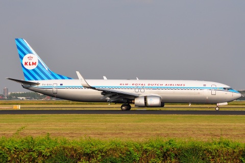 PH-BXA - 737-8K2(WL) - KLM Royal Dutch Airlines - AMS - 18-08-2009