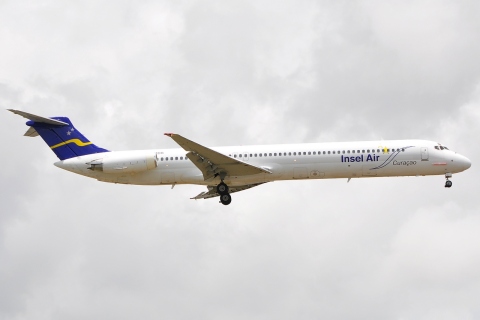 PJ-MDB - MD-81 - Insel Air - MIA - 15-05-2009