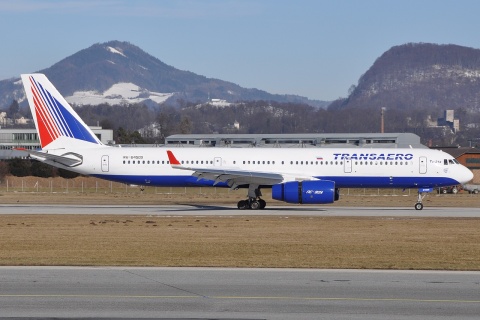 RA-64509 - Tupolev Tu-214 - Transaero Airlines - SZG - 28-02-2009