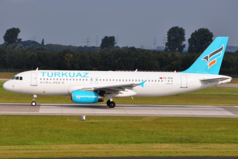 TC-TCD - A320-232 - Turkuaz Airlines - DUS - 06-09-2009c