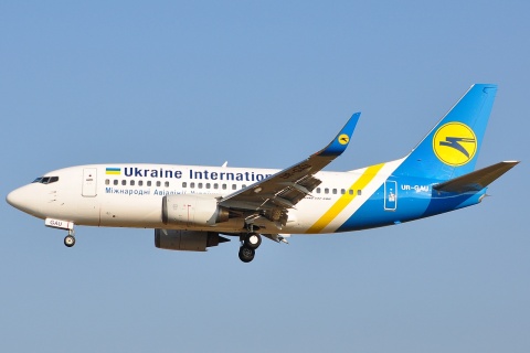 UR-GAU - 737-5Y0(WL) - Ukraine International Airlines - BRU - 01-04-2009
