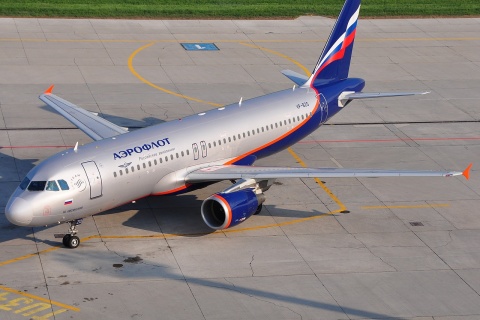 VP-BZQ - A320-214 - Aeroflot _ Russian Airlines - BTS - 24-04-2009