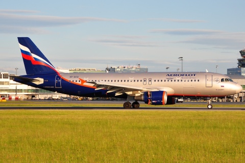 VP-BZQ - A320-214 - Aeroflot _ Russian Airlines - PRG - 09-06-2009