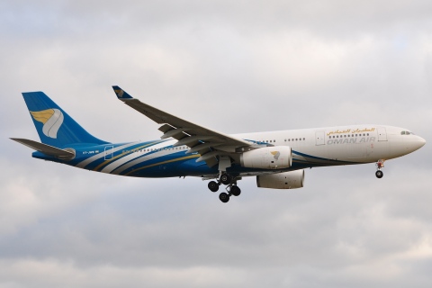 VT-JWE - A330-243 - Oman Air - LHR - 27-08-2009