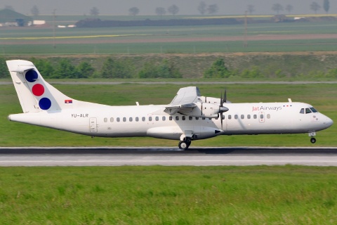 YU-ALR - ATR 72-202 - JAT Yugoslav Airlines - VIE - 24-04-2009