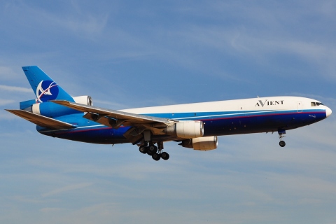 Z-ANT - DC-10-30F - Avient - LGG - 05-08-2009b