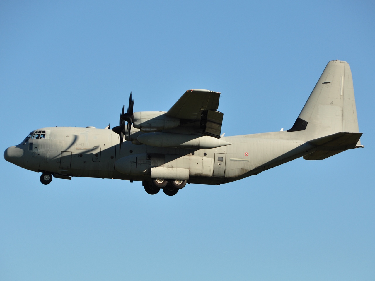 46-50 - C-130J-30 Super Hercules - Italia Air Force - BRU - 10-10-2010