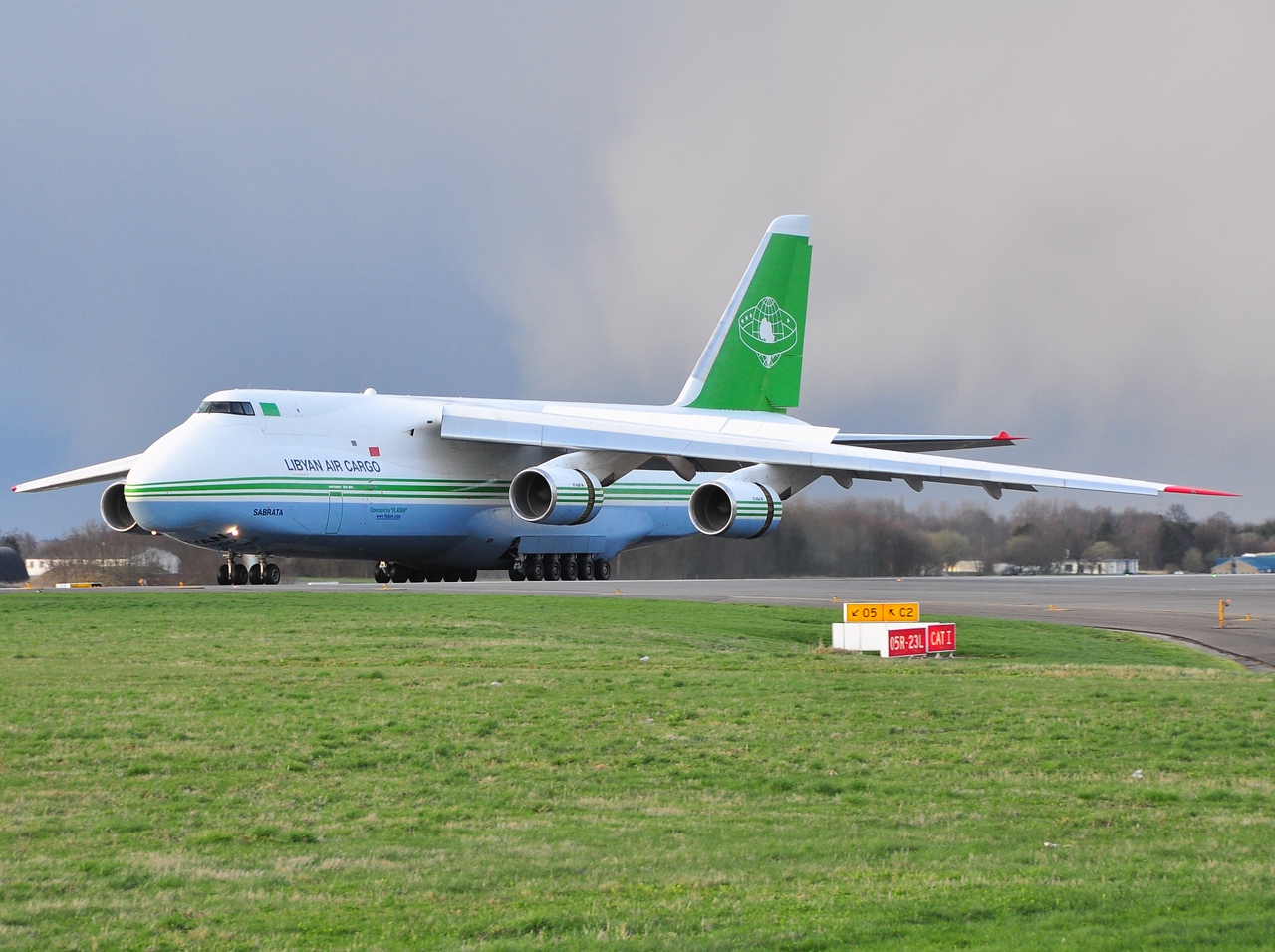 5A-DKN - Antonov An-124-100 - Libyan Air Cargo - LGG - 31-03-2010