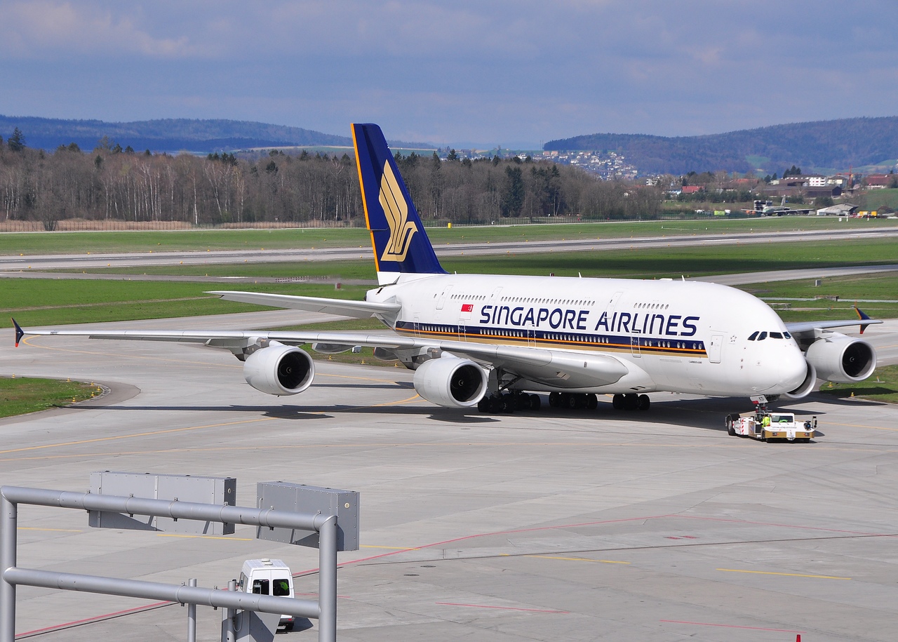 9V-SKD - A380-841 - Singapore Airlines - ZRH - 11-04-2010d