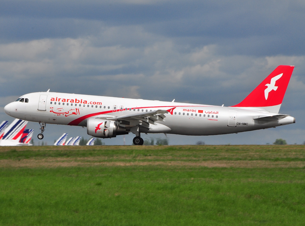 CN-NMC - A320-214 - Air Arabia Maroc - CDG - 01-05-2010