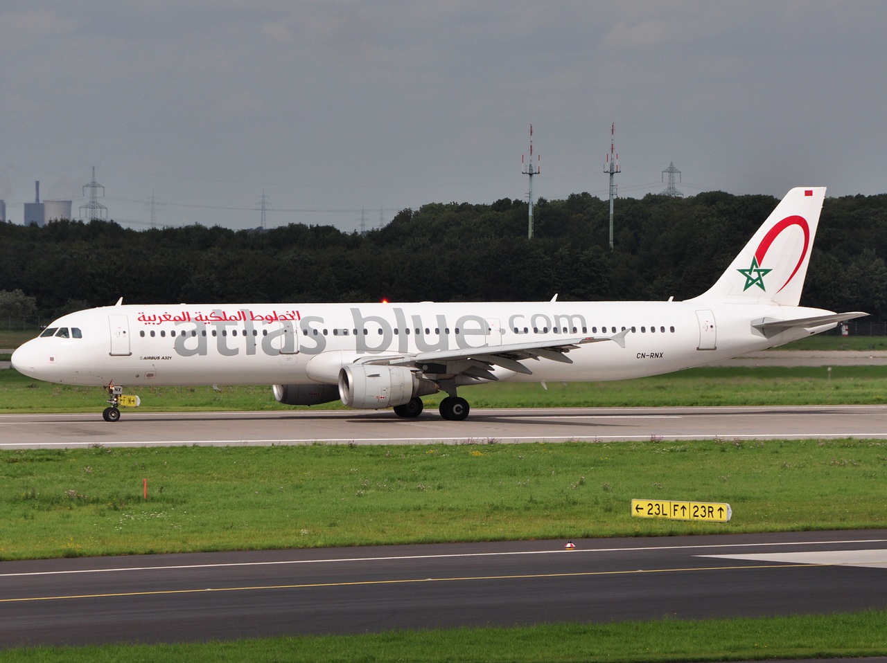 CN-RNX - A321-211 - Atlas Blue - DUS - 11-09-2010