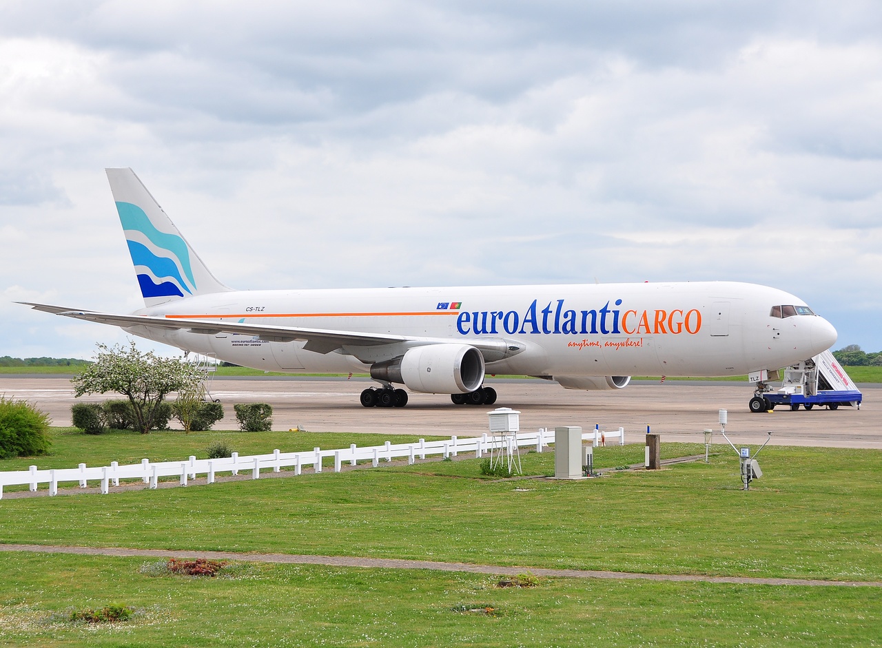 CS-TLZ - 767-375(ER) - EuroAtlantic Airways - CHR - 30-04-2010