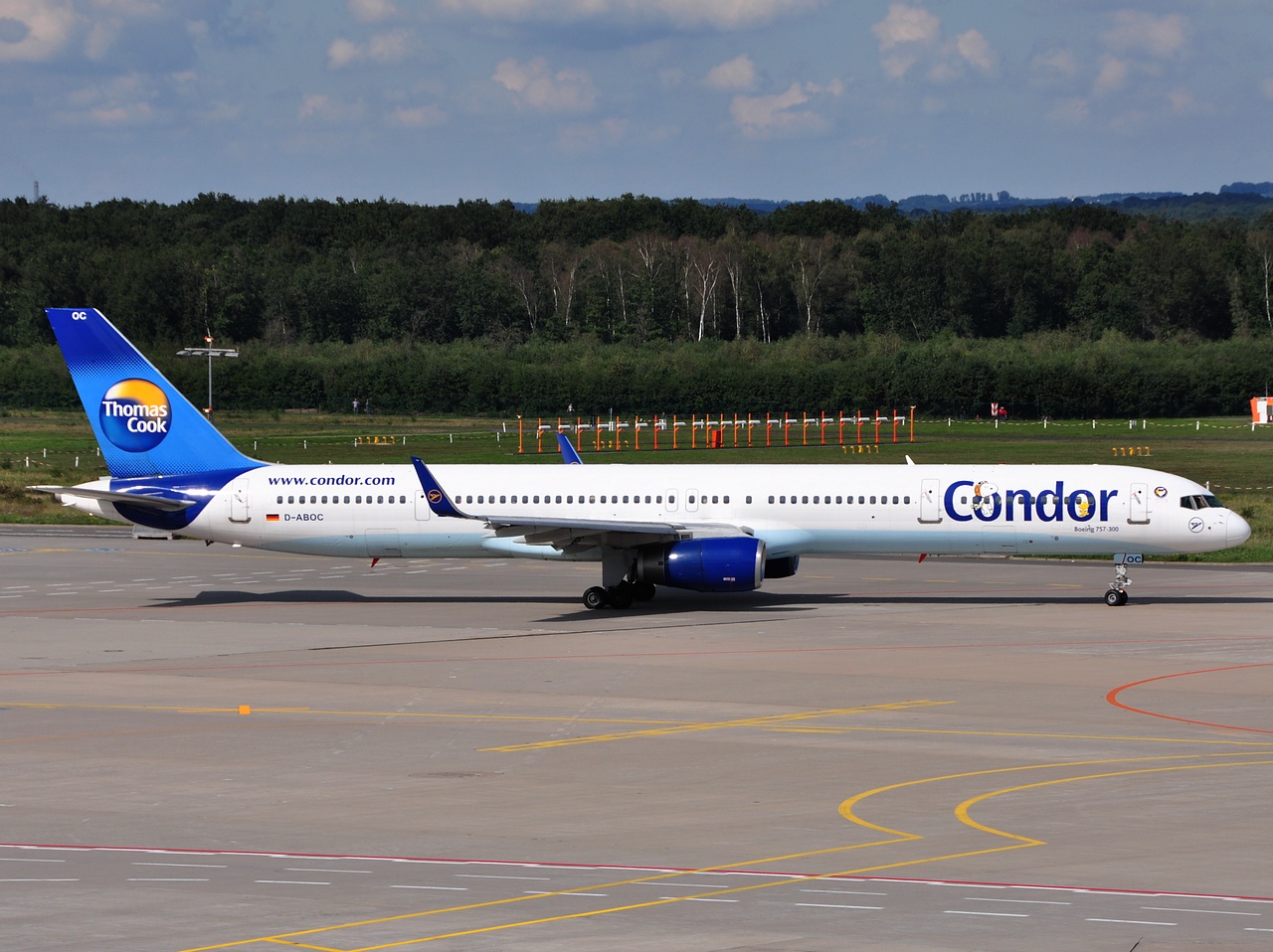 D-ABOC - 757-330(WL) - Condor - CGN - 05-09-2010