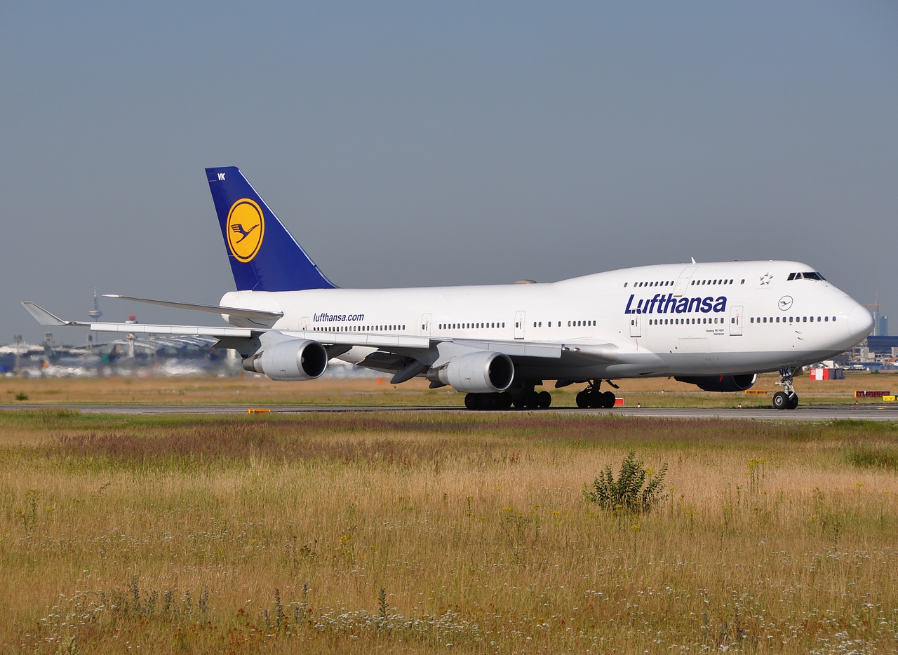 D-ABVK - 747-430 - Lufthansa - FRA - 07-07-2010