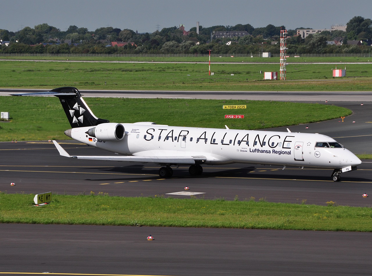 D-ACPS - CRJ-550 - Lufthansa Cityline - DUS - 11-09-2010