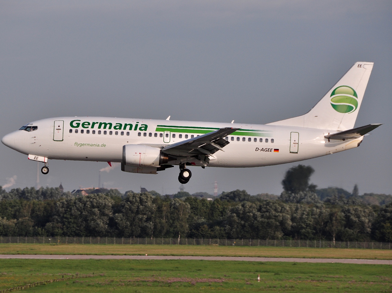D-AGEE - 737-35B - Germania - DUS - 11-09-2010