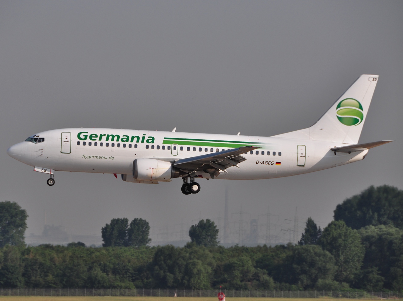 D-AGEG - 737-35B - Germania - DUS - 10-07-2010