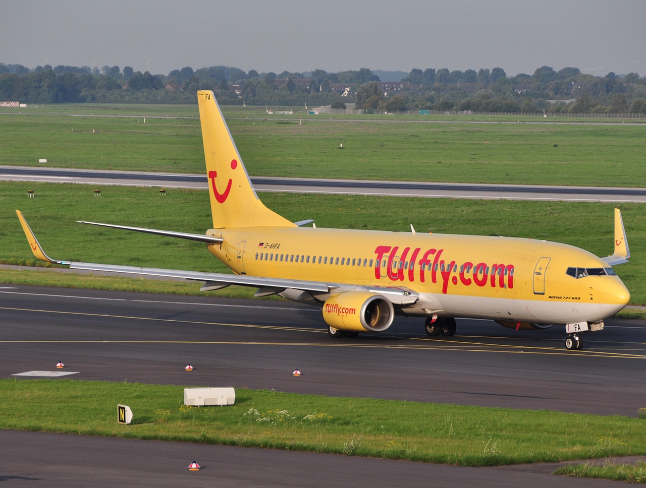 D-AHFA - 737-8K5(WL) - TUIfly - DUS - 11-09-2010